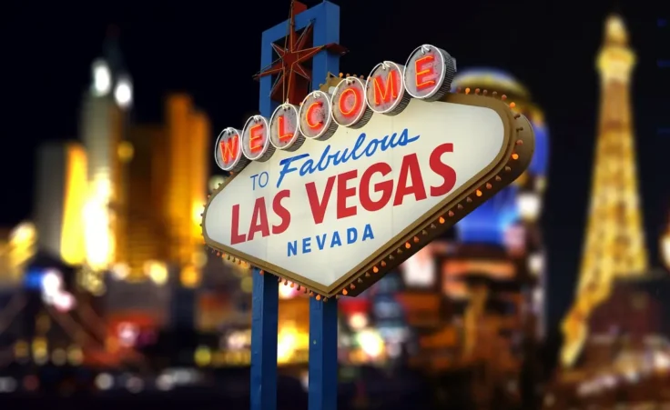 Welcome to Fabulous Las Vegas Neon Sign by somchaij/stock.adobe.com