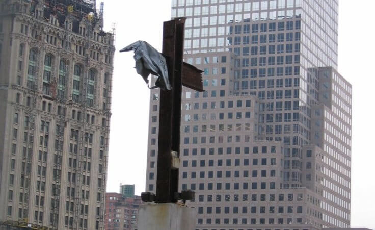 The cross installed on a pedestal at Ground Zero (Credit: Samuel Li via en.wikipedia.org)