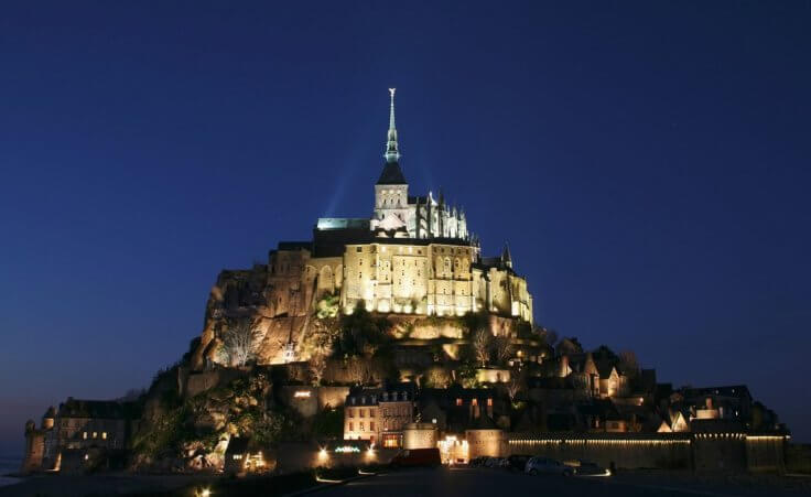 Mont Saint-Michel in Normandy France at night (Credit: Benh Lieu Song via en.wikipedia.org)