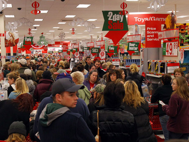 Shoppers make their way through a packed Target store in Lanesborough, Massachusetts on Black Friday. (Credit Reuters/Adam Hunger)