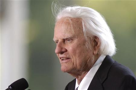 Evangelist Billy Graham speaks at the dedication of the Billy Graham Library in Charlotte, North Carolina, May 31, 2007. (Credit: Reuters/Robert Padgett)