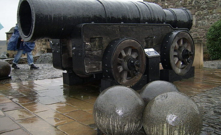 The medieval Mons Meg with its 50 cm cannon balls