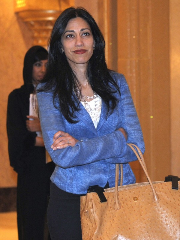 Huma Abedin, an aide to U.S. Secretary of State Hillary Clinton, heads to a meeting at the Emirates Palace Hotel in Abu Dhabi on June 9, 2011 (Credit: Reuters / Susan Walsh)