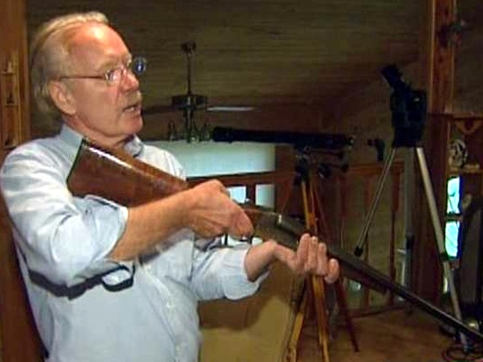 Dixon Smith, 63, said he used a shotgun to keep two alleged home invaders at bay on Thursday. (Credit: WOOD-TV)