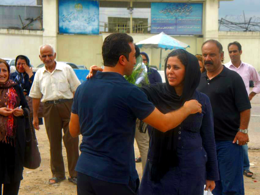 Pastor Youcef Nadarkhani greets his wife and family and friends after being released from Iranian prison after three years of imprisonment for refusing to denounce his Christian faith (Credit: American Center for Law and Justice/Jordan Sekulow via Twitter)