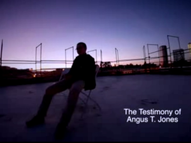 A screen grab from the testimony of Angus T Jones, part 1, November 25, 2012 (Credit:TheForerunner777 via YouTube)
