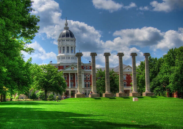 The Columns on Francis Quadrangle in front of Jesse Hall at the University of Missouri (Credit: Don J Schulte via Flickr)