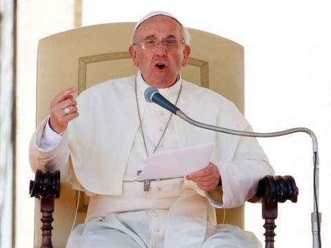 Pope Francis leads the weekly audience in Saint Peter's Square at the Vatican October 2, 2013 (Credit: Giampiero Sposito/Reuters)