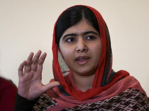 Pakistani schoolgirl activist Malala Yousafzai speaks during a meeting with the leaders of the #BringBackOurGirls Abuja campaign group, in Abuja July 13, 2014 (Credit: Reuters/Afolabi Sotunde)