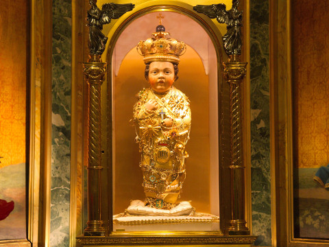 The Bambino Gesu of Aracoeli enshrined within the Basilica of Santa Maria in Aracoeli (Credit: Matthias Kabel via en.wikipedia.org)