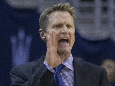 Steve Kerr, head coach of the Golden State Warrior, shouts instructions to his team during a game against the Washington Wizards, February 24,2015 (Credit: Keith Allision via Flickr)