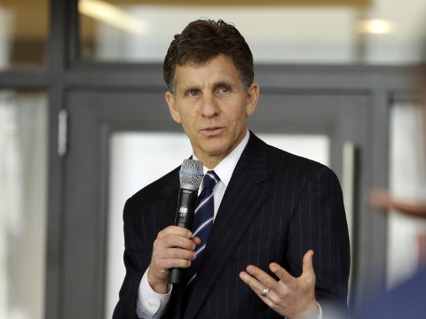 Andrew Brandt, Director of the Jeffrey S. Moorad Center for Sports Law, speaks during a concussion symposium at Villanova University School of Law, March 15, 2013, in Villanova, Pennsylvania (Credit: AP Photo/Matt Rourke)