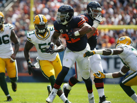 Sept. 13, 2015 - Chicago, IL, USA - Chicago Bears running back Matt Forte (22) cuts though the Green Bay Packers defense while carrying the ball during the second quarter at Soldier Field in Chicago on Sunday, Sept. 13, 2015. The Packers won, 31-23. (Credit: Chicago Tribune via Icon Sportswire)