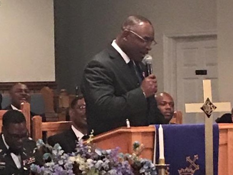 Larry Wright preaches at Heal the Land Outreach Ministries. (Credit: Larry Wright)