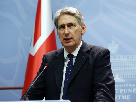 Syria conflict. File photo dated 18/11/15 of Foreign Secretary Philip Hammond, who has said that a plan to begin a temporary ceasefire in Syria within a week is an