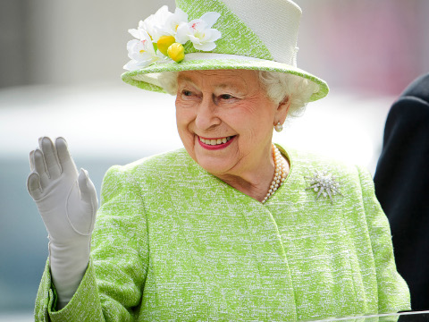 APRIL 21, 2016 . Windsor, UK. HRH QUEEN ELIZABETH II in an open top Land Rover during a drive through the town of Windsor, Berkshire on the day of her 90th birthday. (AP Photo/Ben Cawthra)