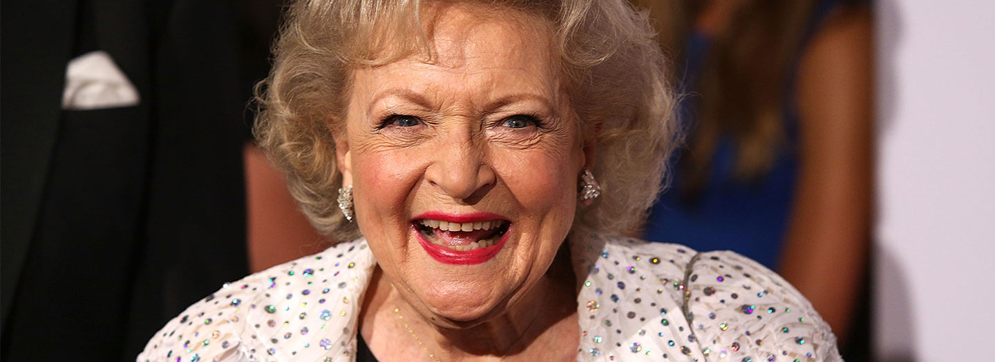 Betty White is all smiles.