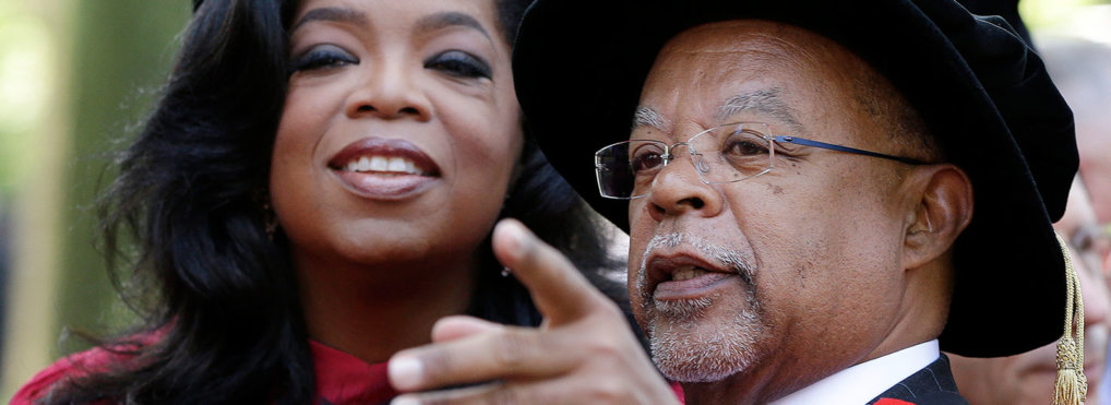 Prof. Henry Louis Gates points something out to Oprah Winfrey prior to her receiving an honorary degree from Harvard University