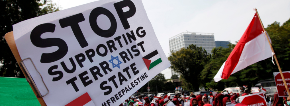 Why do so many Americans condemn Israel? God's conduit through whom "all the families of the earth shall be blessed"