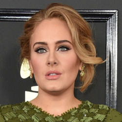 Adele's new album will feature a voicemail she left during a panic attack
