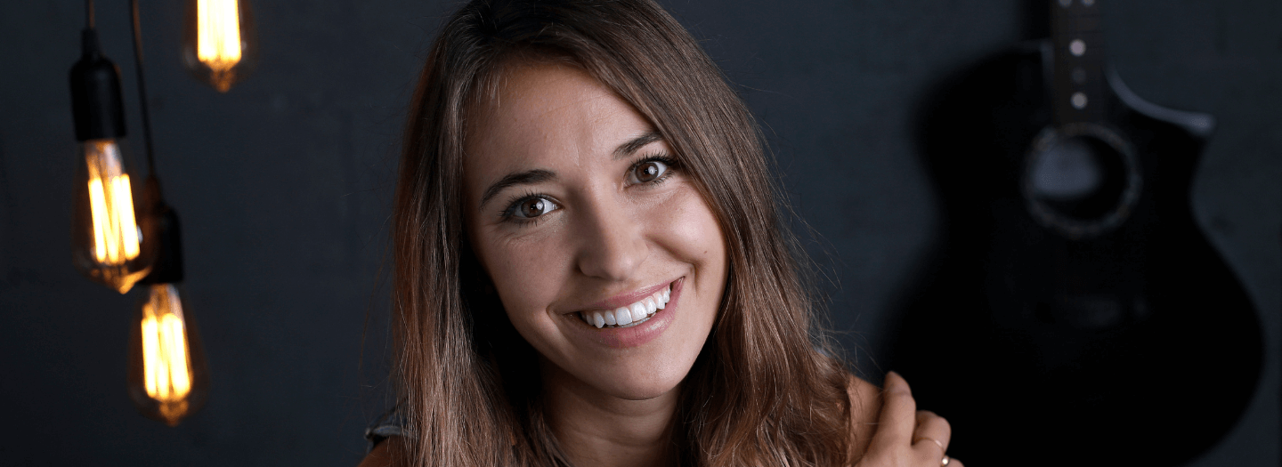 Lauren Daigle urges Christians to pray for courage