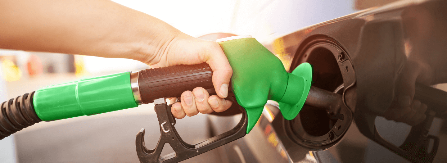 DC megachurch holds "Gas on God" event, helps hundreds of commuters pay at the pump
