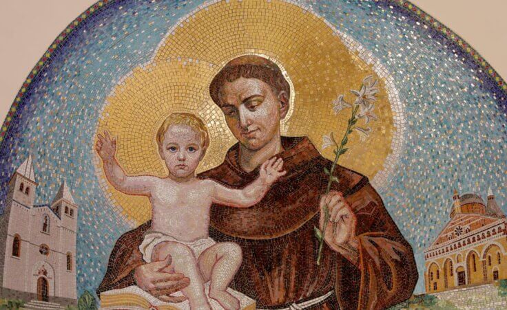 A mosaic of St. Antony holding baby Jesus from a church in Gjakova, Kosovo. © By Julian/stock.adobe.com
