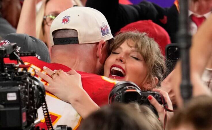 Taylor Swift embraces Kansas City Chiefs tight end Travis Kelce after the NFL Super Bowl 58 football game against the San Francisco 49ers, Sunday, Feb. 11, 2024, in Las Vegas. The Chiefs won 25-22 against the 49ers. (AP Photo/Abbie Parr)