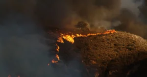 Woolsey Fire, Malibu California fire Burnt Mountains By Neil/stock.adobe.com