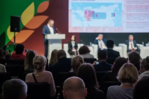 Professional presentation with dynamic visuals and expert panel discussion. By Anton Gvozdikov/stock.adobe.com