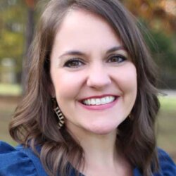 Profile photo of Erin Kerry