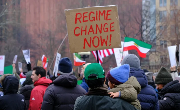 New York, New York – January 18, 2026: Iranian protesters gather at Washington Square Park to express solidarity with the people of Iran and to call for freedom and an end to the Islamic Republic. Credit: Katie Godowski / MediaPunch /IPX