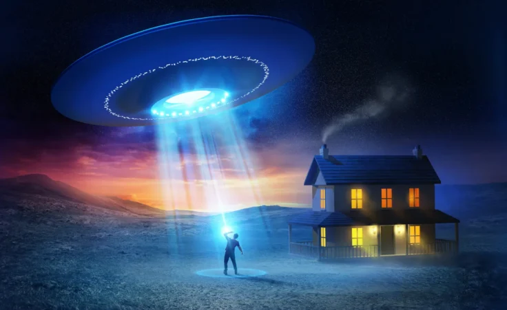 Artistic interpretation of a UFO abduction. By JamesThew/stock.adobe.com. Obama aliens