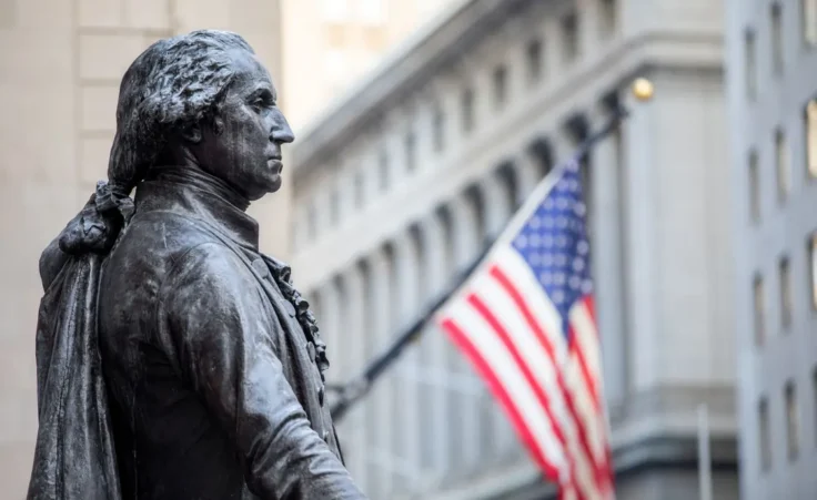 Statue of George Washington in front of Federal Hall on Wall Street By Kathy images/stock.adobe.com