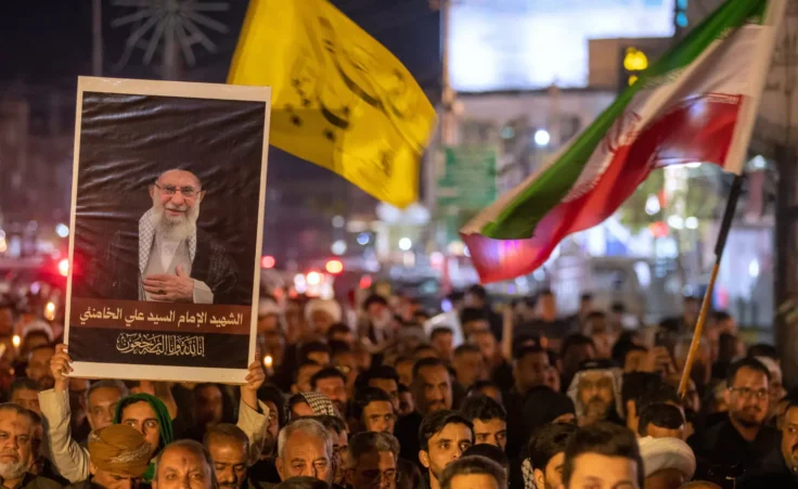Iraqi Shiite hold a symbolic funeral for Iranian Supreme Leader Ayatollah Ali Khamenei, who was killed by a U.S. airstrike in Tehran, in Najaf, Iraq, Wednesday, March 4, 2026. (AP Photo/Anmar Khalil) Iran war
