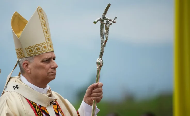 Pope Leo XIV arrives in procession to celebrate a Mass at Bamenda Airport, Cameroon, Thursday, April 16, 2026, on the fourth day of his 11-day pastoral visit to Africa. (AP Photo/Andrew Medichini) Pope Trump