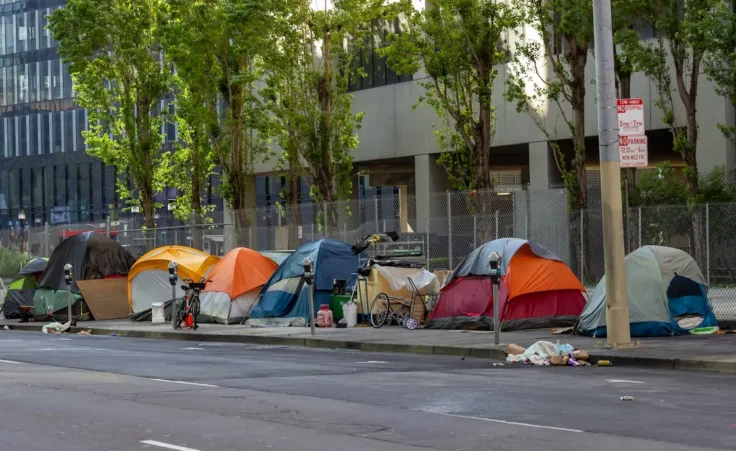 Homeless in San Francisco sheltering in place during the COVID-19 pandemic by Tom Nast/stock.adobe.com