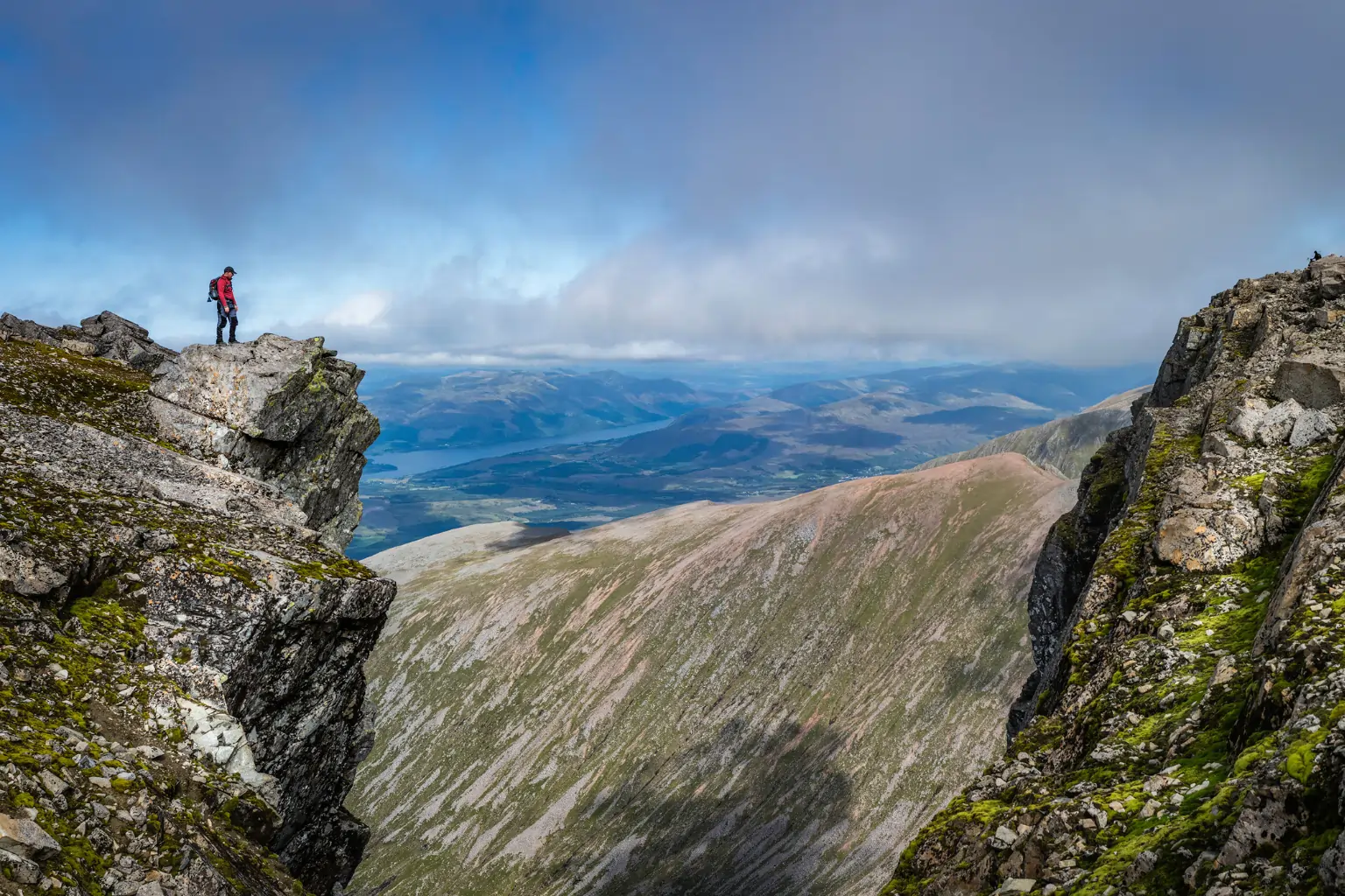 Dad climbs mountains while carrying weight of late daughter
