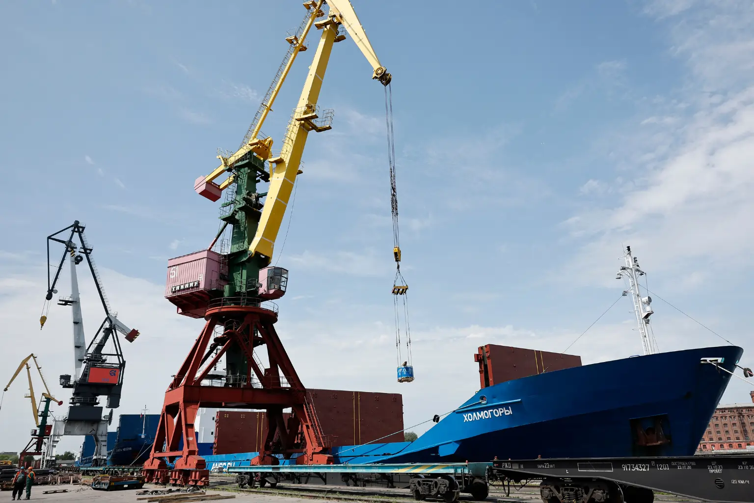 The high-stakes sinking of a Russian ghost ship